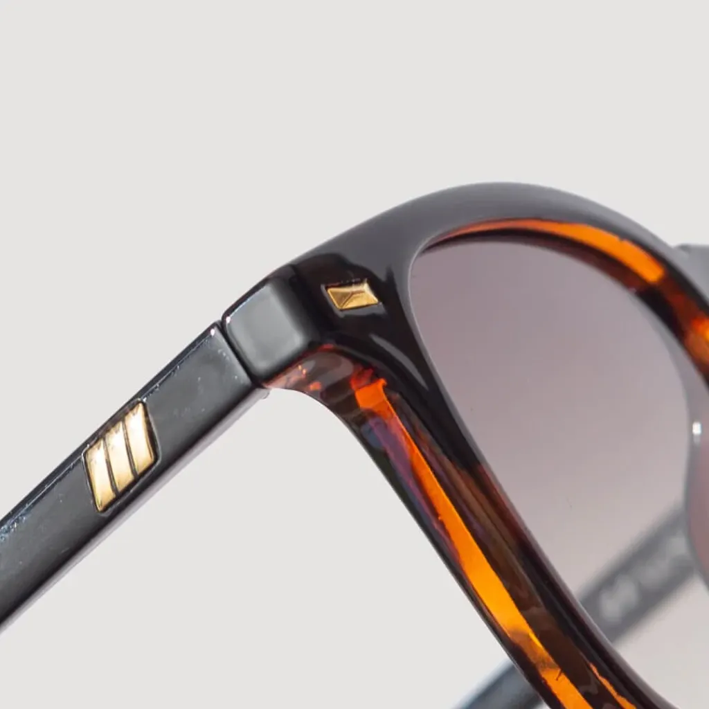 Sunglasses|Le Specs No Biggie - Black/Tort