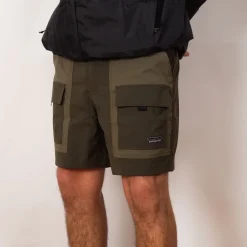 Shorts|Patagonia Outdoor Everyday Short 6" - Pine Needle Green