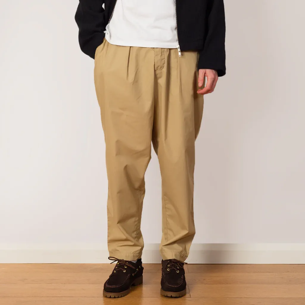 Trousers|Universal Works Recycled Poly Tech Pleated Track Pant - Sand