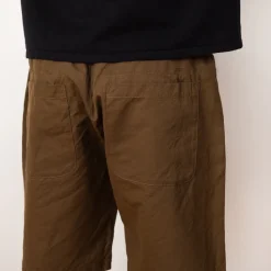 Shorts|Universal Works Simple Short - Khaki