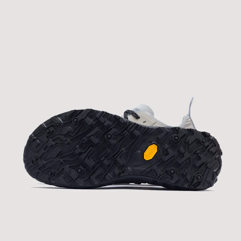 Footwear|Norda The 001 - Cinder
