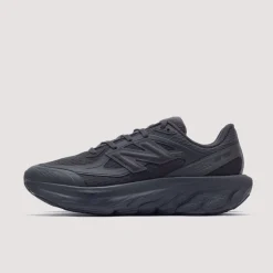 Footwear|New Balance UTRNWD - Black Cement/Black